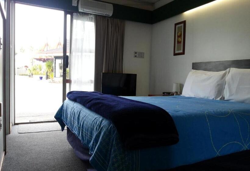 Номер Superior, Orana Motor Inn & Restaurant