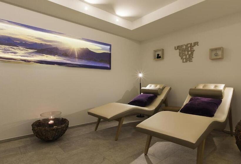 סוויטת ג'וניור, Berghotel Tgantieni