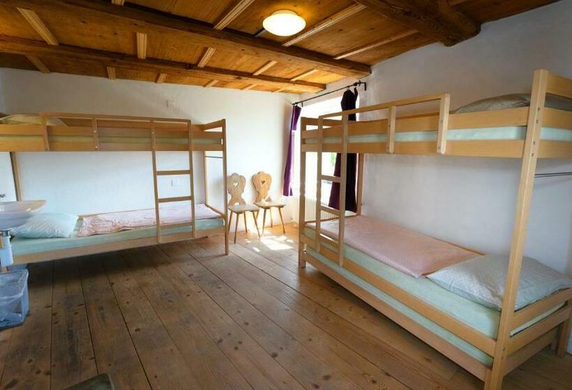スタンダード４人部屋, Brugg Youth Hostel