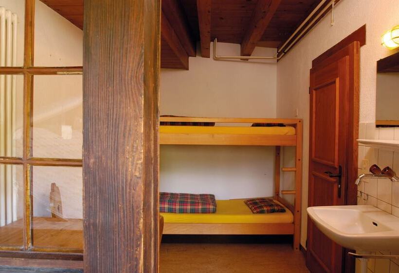 浴室共有スタンダード４人用ルーム, Brugg Youth Hostel
