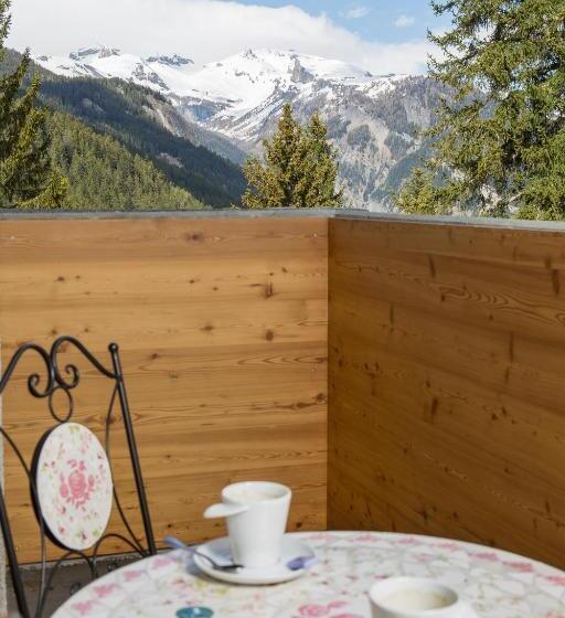 Номер Superior с Балконом, Hôtel De Charme La Poste