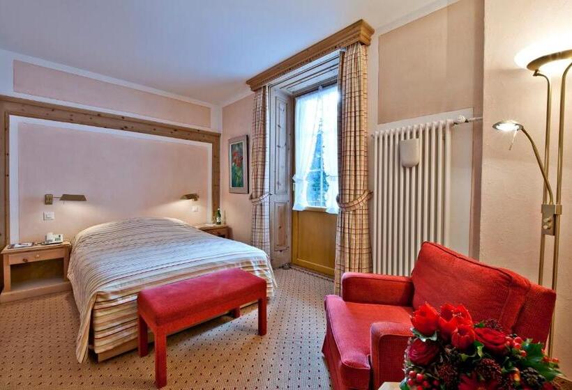 基本间, Parkhotel Margna Superior