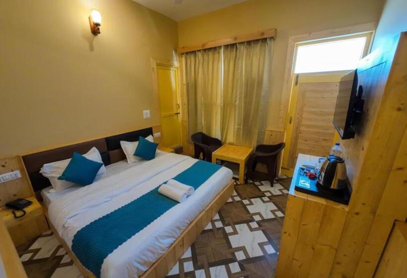 스탠다드 룸 산 전망, Goroomgo Ghar Bar Boutique Stay Himachal Pradesh   Luxury Room & Mountain View
