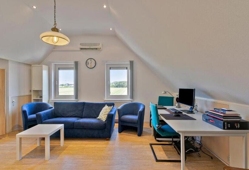 Апартаменты 1 Спальня, B & B Leudal
