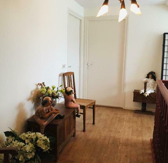 חדר סטנדרט לשלושה עם חדר אמבטיה משוף, Bed & Breakfast  Het Oude Nest