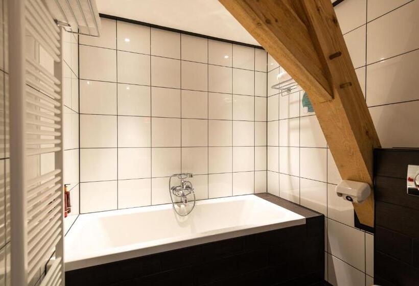 Номер Basic, Grand Boutique Hotel Restaurant Huis Vermeer