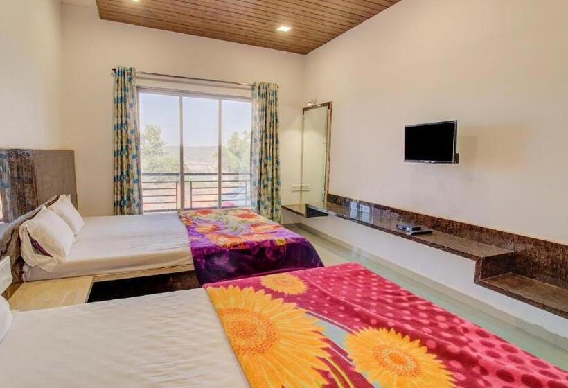 Семейный Номер, Tulshi Garden Villa Mahabaleshwar