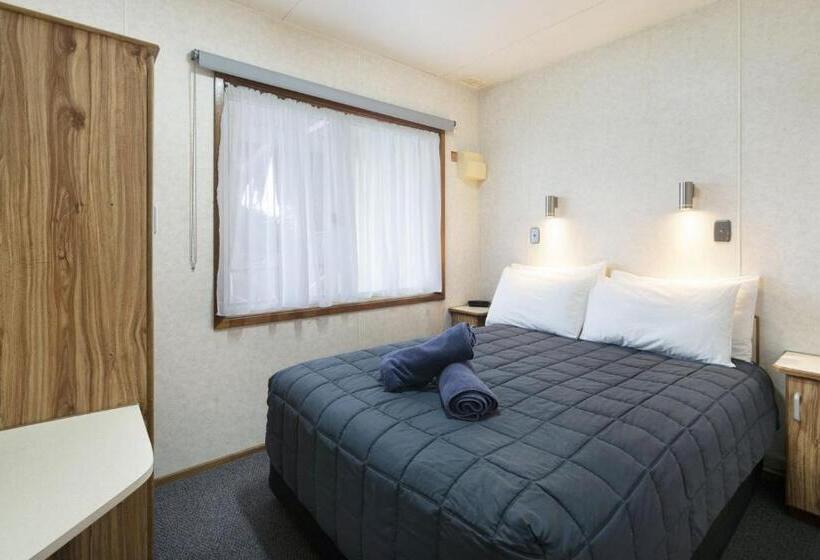 스탠다드 룸 호수 전망, Paradise Palms Caravan Park