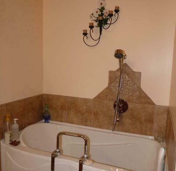 اتاق استاندارد با سرویس بهداشتی مشترک, Gîte De La Rivière