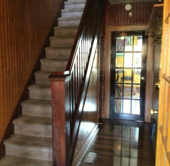 Номер Economy Индивидуальный, Nisku Guest House