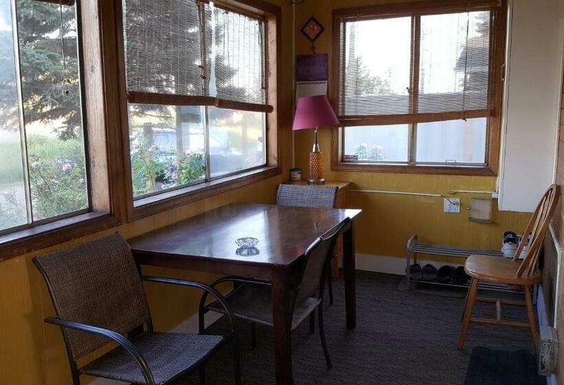 Номер Deluxe, Nisku Guest House
