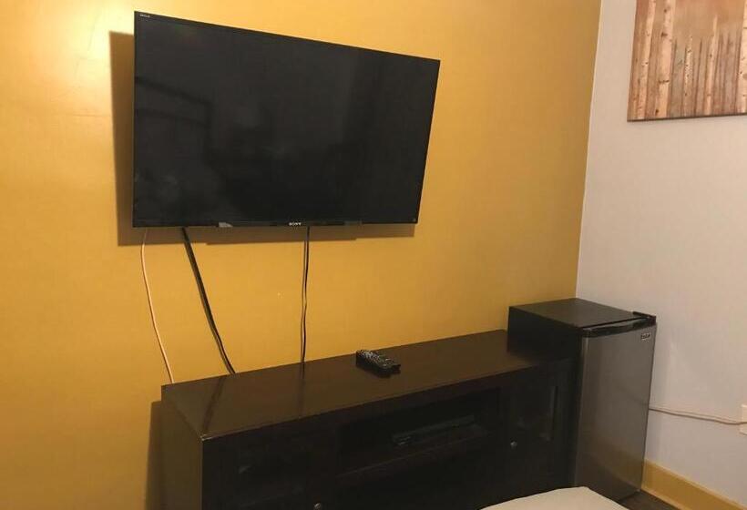 اتاق لوکس, Nisku Guest House