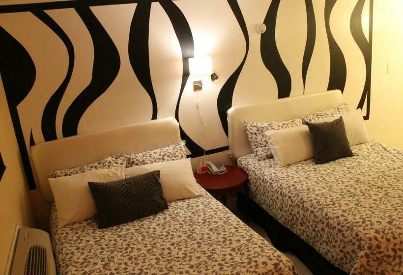 带2个双人床的标准工作室, Sage Hills Motel