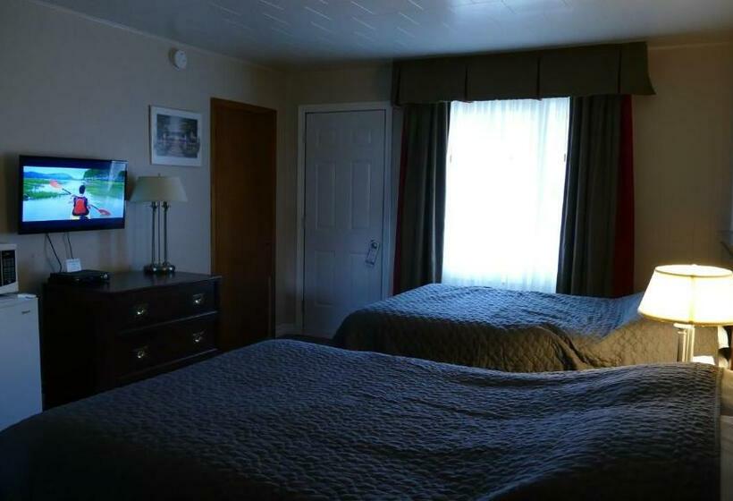 ２ダブルベッドのスタンダードルーム, The White Horse Motel