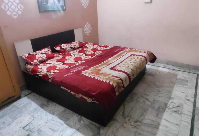 Номер Стандарт, Oyo Hotel Avs 8268
