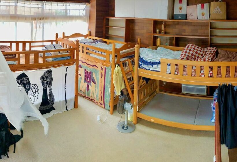 공동 객실, Hostel Yadoari