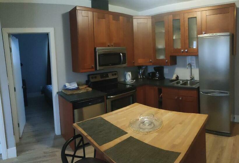 Apartamento 2 Dormitórios, Black Rooster Guesthouse