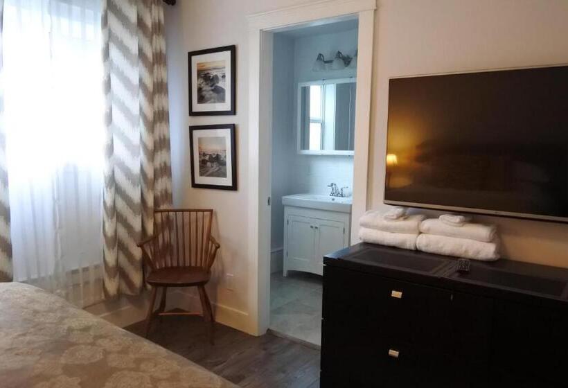 דירת חדר סופריור, Black Rooster Guesthouse