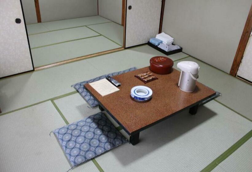 패밀리 룸, Kinokuniya Ryokan