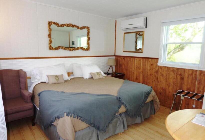 Номер Стандарт Вид на Озеро, Motel Des Deux Lacs