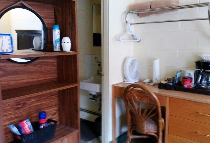 Quarto Estandar, Southview Motel