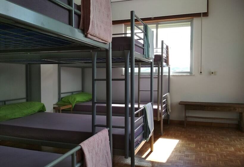 Семейный Номер Совместный Санузел, Casa Do Marabillas Hostel