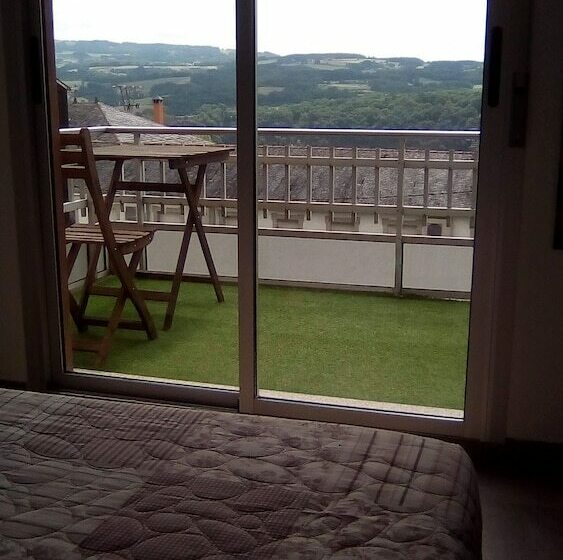 Номер Стандарт Совместная Ванная, Casa Do Marabillas Hostel