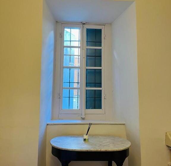 标准三人间共用浴室, Hostel Baqueira   Refugi Rosta   Pyrenmuseu