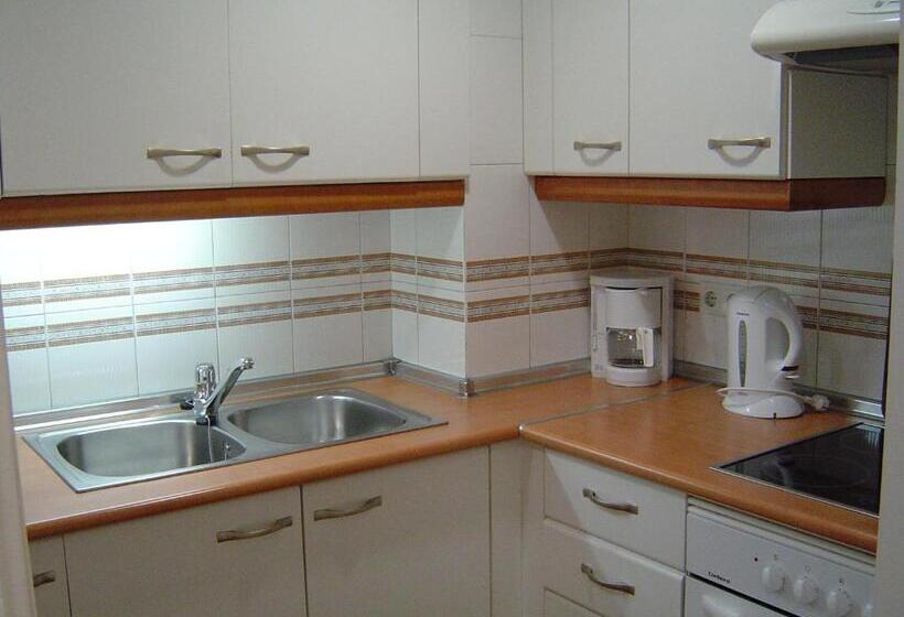 Апартаменты 2 Спальни, Miraflores Resort