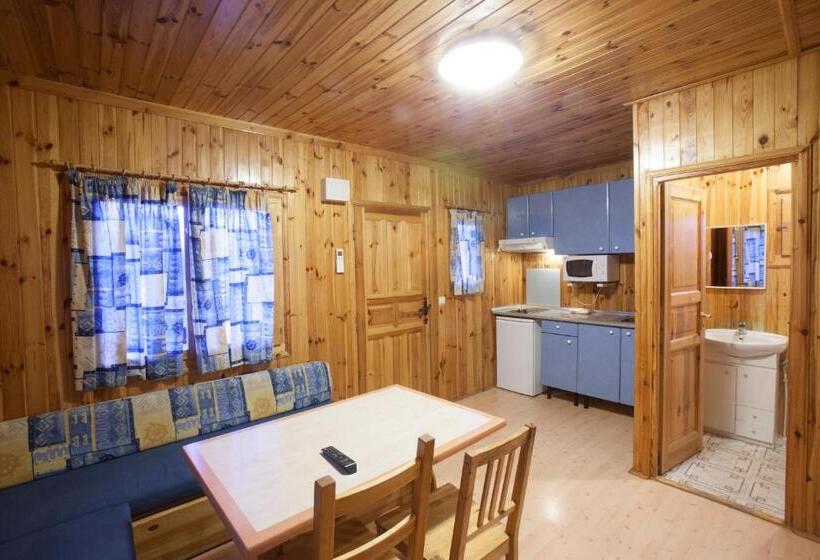 Бунгало Стандарт 2 Спальни, Camping Gironella