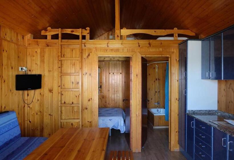 Бунгало Стандарт, Camping Gironella