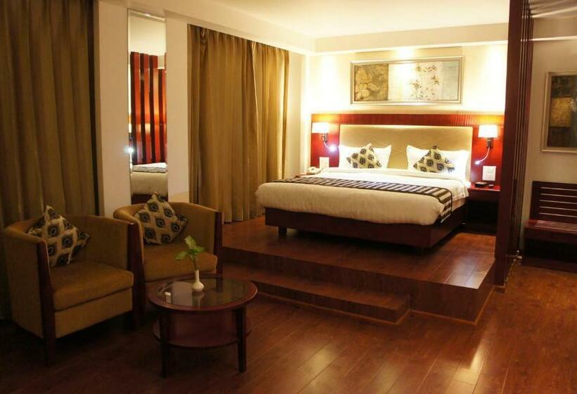 Полулюкс Премиум, Bravura Gold Resort