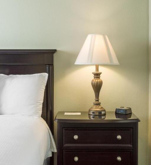 اتاق لوکس با تخت دو نفره بزرگ, Finlen Hotel And Motor Inn
