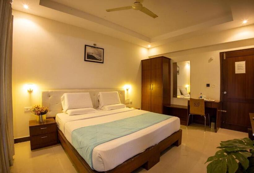 Номер Superior, Metro Plaza Hotel By Rak Rooms, Mangaluru