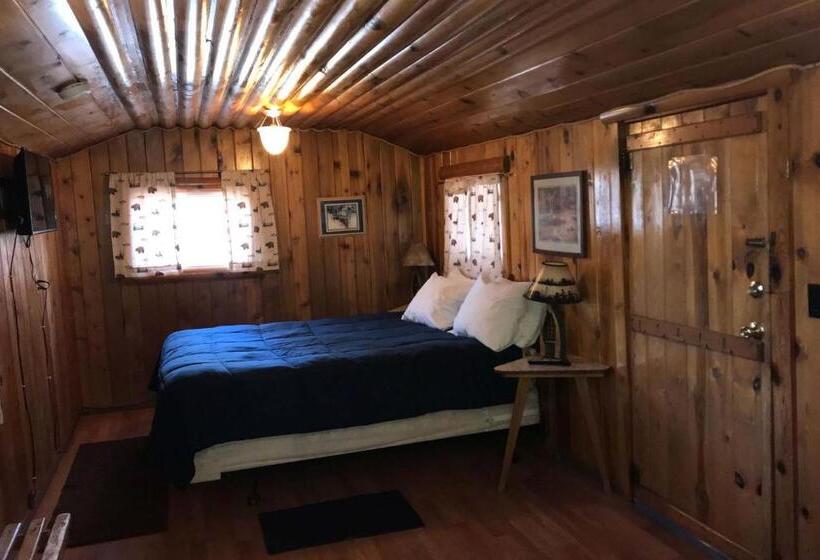 Хижина, Elkhorn Lodge