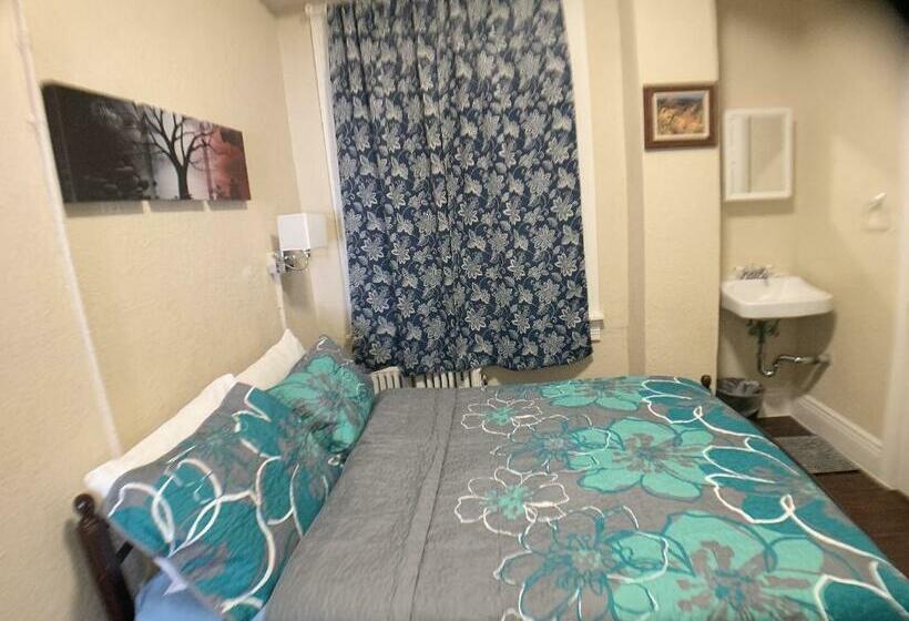 Quarto standard, Orange Village Hostel