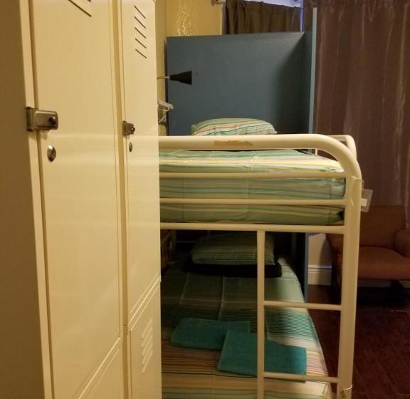 Cama em Quarto Partilhado, Orange Village Hostel
