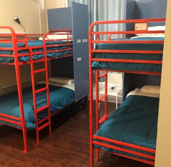 Cama em Quarto Partilhado com Casa de Banho partilhada, Orange Village Hostel