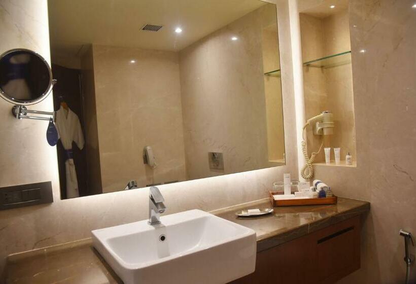 高级大房间, Radisson Blu Resort & Spa Alibaug