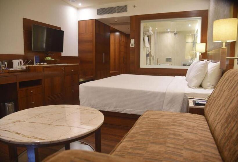 行政套房, Radisson Blu Resort & Spa Alibaug