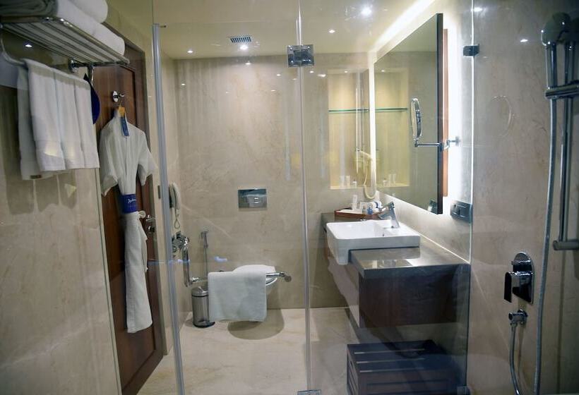 豪华房间, Radisson Blu Resort & Spa Alibaug