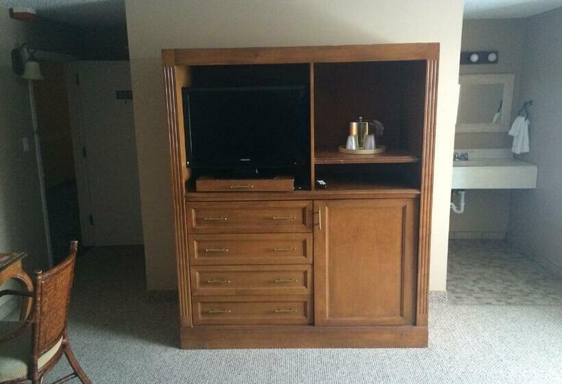 חדר סטנדרט עם מיטת קינג, Candlestone Golf And Resort