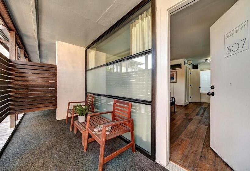 Номер Стандарт с Террасой, The Montauk Beach House