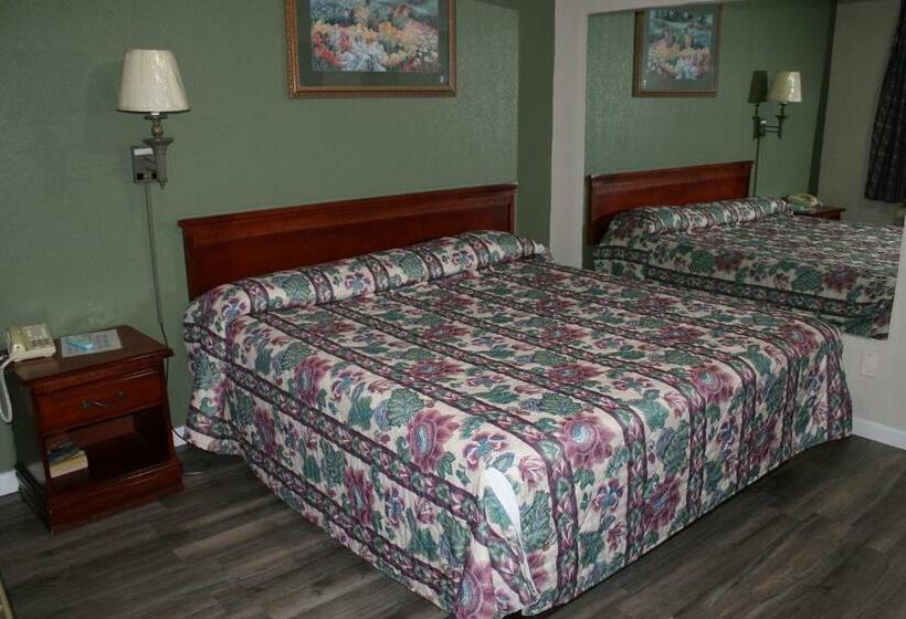 キングサイズベッドのスタンダードルーム, American Motor Inn   Rock Island