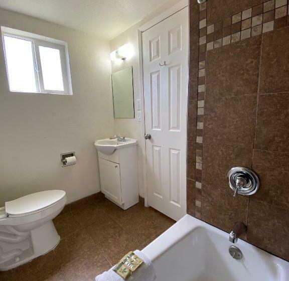 Номер Стандарт, Economy Inn Paso Robles