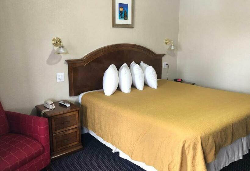 Номер Стандарт, Knights Inn Harrisonville