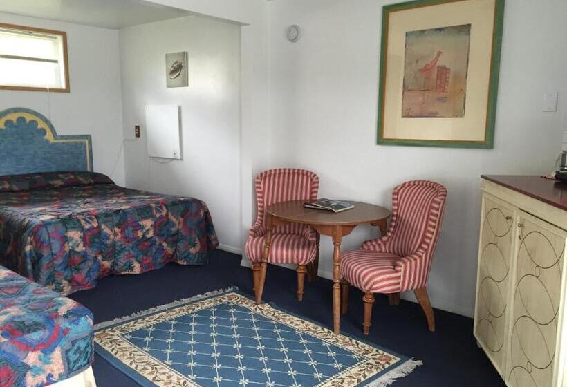 Студия Стандарт, Ocean Avenue Inn