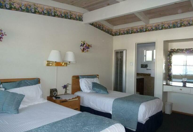 Номер Стандарт Трехместный, Sundown Inn Of Morro Bay