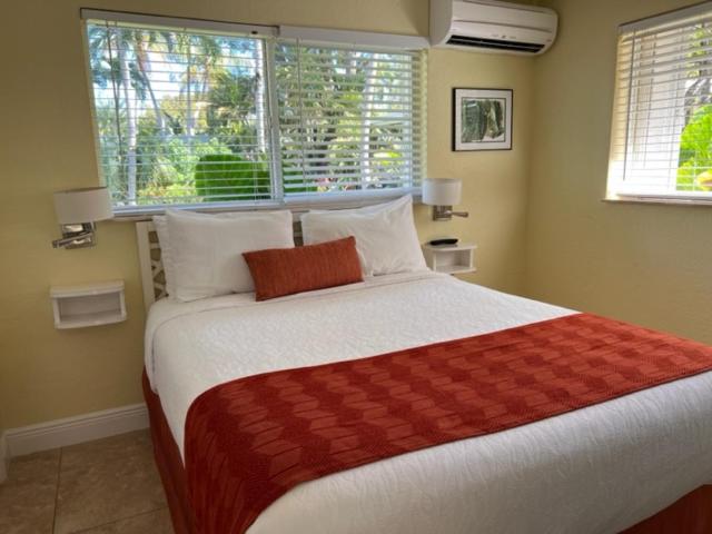 חדר סטנדרט נוף לים, Bay Harbor Lodge