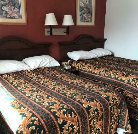 Номер Стандарт 2 Двуспальные Кровати, Travel Inn